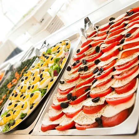 Hotel Raffaello 3*