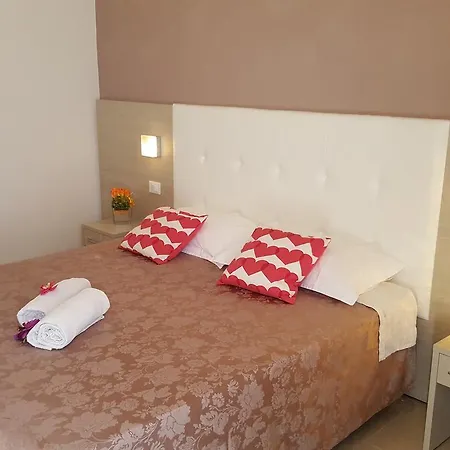 Hotel Raffaello 3*